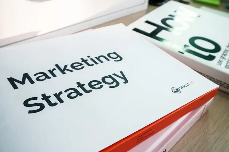 Documentos de estratégia de marketing em detalhe