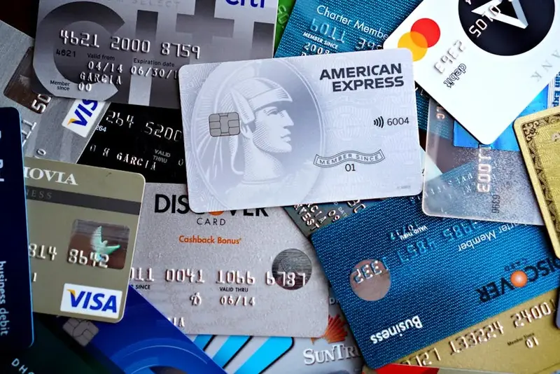 Cartões de crédito e débito Visa MasterCard American Express